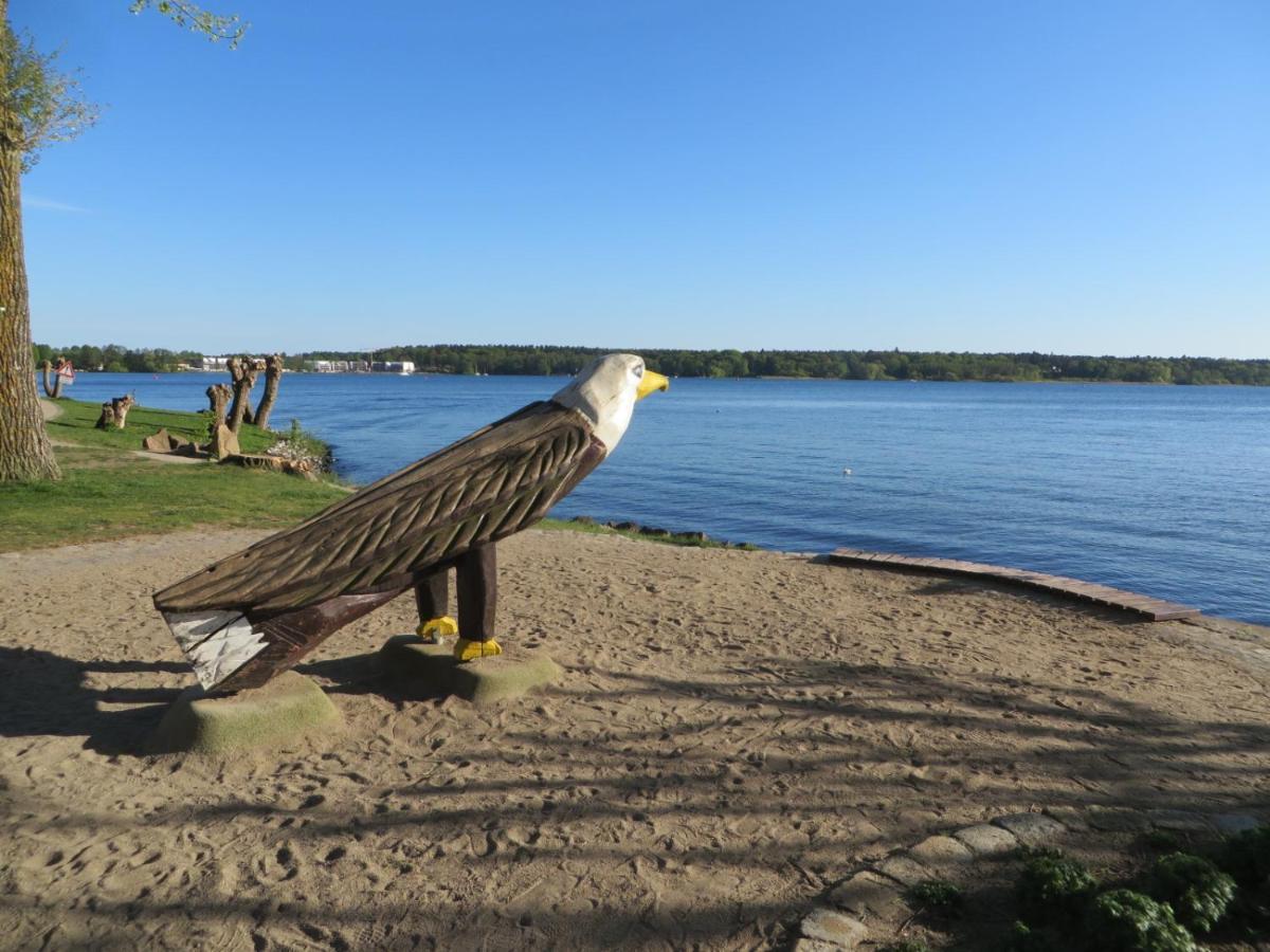 Ferienwohnungen "Marie" Mit Terrassen, Inclusive Park- Und Stellplaetze Am Haus, Mueritz-Strand Nur 700M, Altstadt 10Min, Ruhige Lage, Waren  Dış mekan fotoğraf